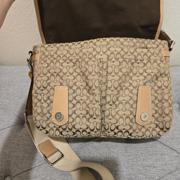 Coach Signature C Jacquard Messenger Satchel Bag F70283 - Picture 11 of 16